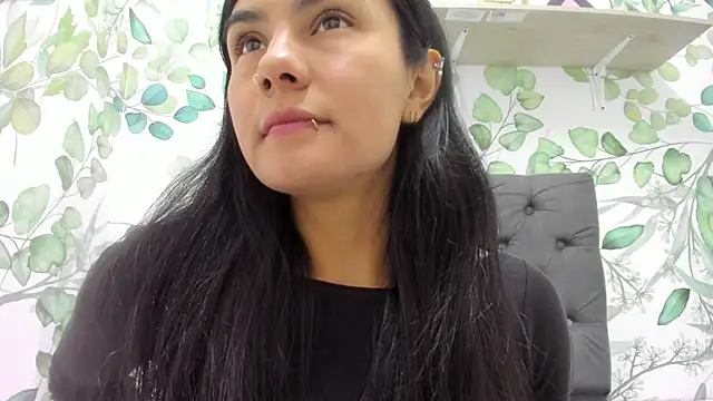 atilanadiaz7 online show from 19, 9, 2025