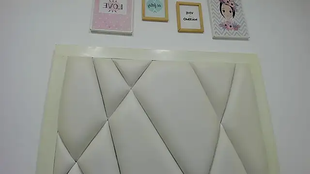 atilanadiaz7 online show from 2, 2, 2026