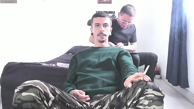 Aaron BigDickxxx online show from 21, 5, 2026