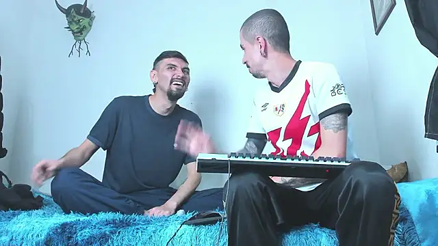 Aaron BigDickxxx online show from 16, 3, 2026