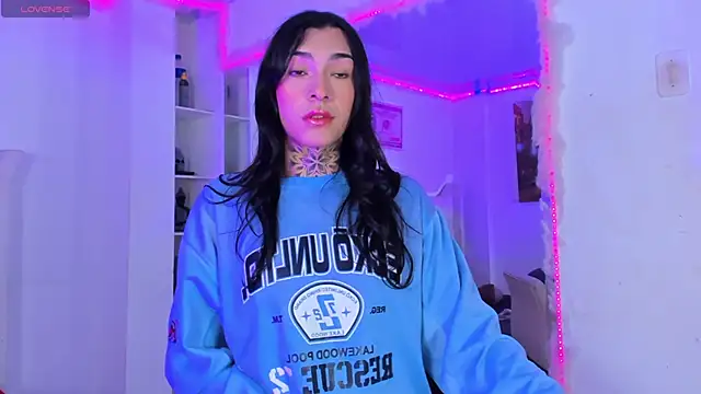 Camila Coxx online show from 25, 10, 2025