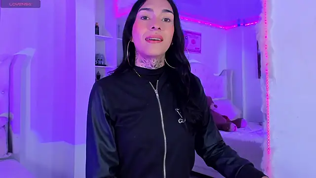 Camila Coxx online show from 14, 10, 2025