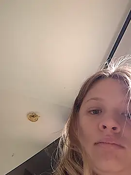 curvycakecutie online show from 20, 3, 2026