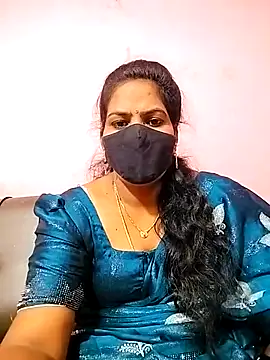 melina214 online show from 27, 10, 2025