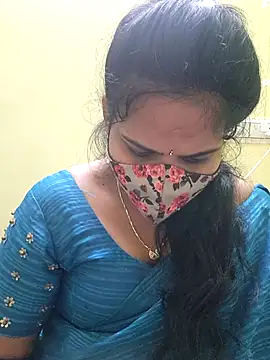 Snapshot of melina214 chatting on 14, 4, 2026 melina214 online show from 14, 4, 2026