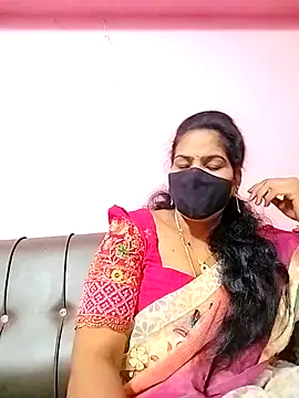 melina214 online show from 10, 11, 2025