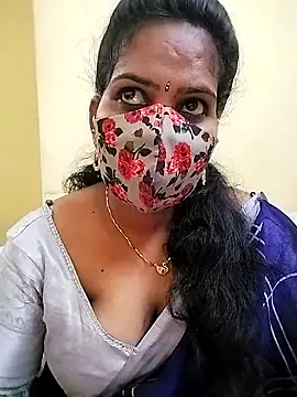 Snapshot of melina214 chatting on 15, 4, 2026 melina214 online show from 15, 4, 2026