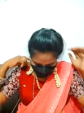 Snapshot of melina214 chatting on 18, 2, 2026 melina214 online show from 18, 2, 2026