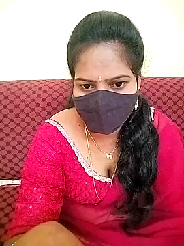 Snapshot of melina214 chatting on 7, 3, 2026 melina214 online show from 7, 3, 2026