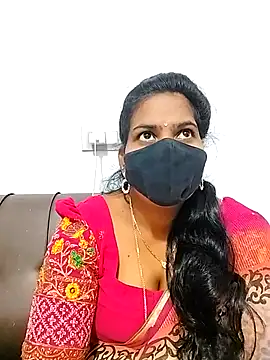 Snapshot of melina214 chatting on 6, 2, 2026 melina214 online show from 6, 2, 2026