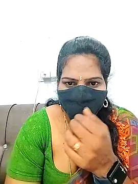 Snapshot of melina214 chatting on 2, 3, 2026 melina214 online show from 2, 3, 2026