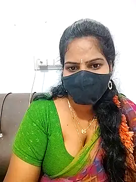 Snapshot of melina214 chatting on 2, 3, 2026 melina214 online show from 2, 3, 2026