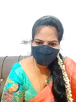 Snapshot of melina214 chatting on 3, 3, 2026 melina214 online show from 3, 3, 2026