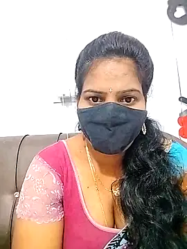 Snapshot of melina214 chatting on 26, 2, 2026 melina214 online show from 26, 2, 2026