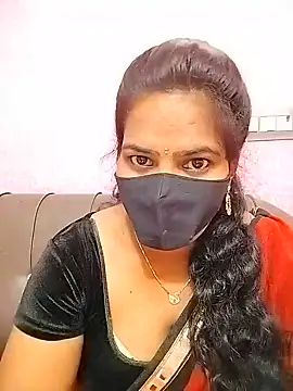 Snapshot of melina214 chatting on 13, 7, 2026 melina214 online show from 13, 7, 2026