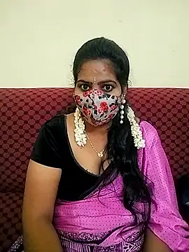 Snapshot of melina214 chatting on 25, 3, 2026 melina214 online show from 25, 3, 2026