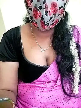 Snapshot of melina214 chatting on 25, 3, 2026 melina214 online show from 25, 3, 2026