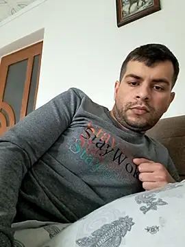 Snapshot of hornny1995 chatting on 23, 11, 2025 hornny1995 online show from 23, 11, 2025