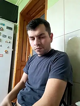 Snapshot of hornny1995 chatting on 5, 2, 2025 hornny1995 online show from 5, 2, 2025