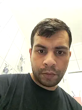 Snapshot of hornny1995 chatting on 9, 10, 2025 hornny1995 online show from 9, 10, 2025