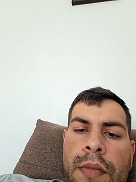 Snapshot of hornny1995 chatting on 19, 10, 2025 hornny1995 online show from 19, 10, 2025