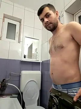 Snapshot of hornny1995 chatting on 1, 2, 2025 hornny1995 online show from 1, 2, 2025