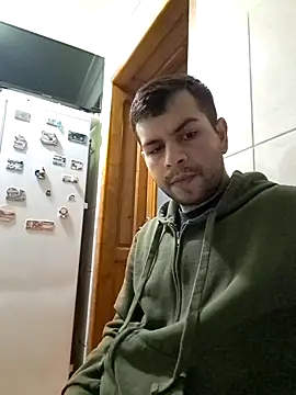 Snapshot of hornny1995 chatting on 14, 1, 2025 hornny1995 online show from 14, 1, 2025