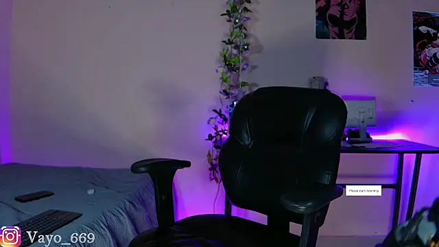 vayolett01 dakotta online show from 23, 1, 2025