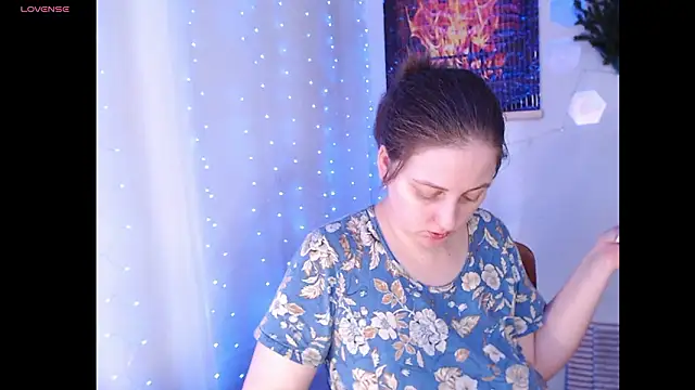 Sakura Green online show from 17, 1, 2026