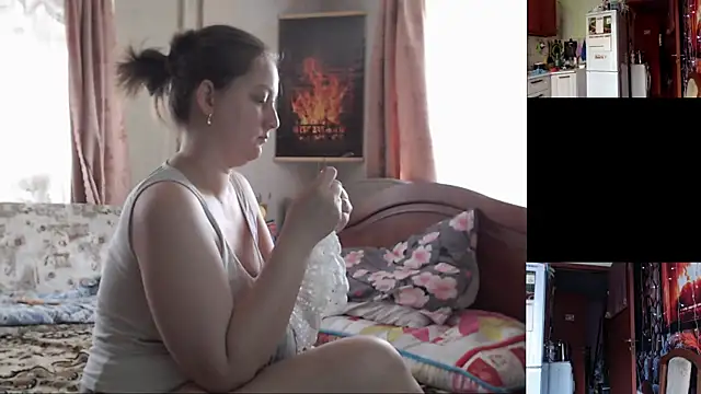 Sakura Green online show from 22, 10, 2025