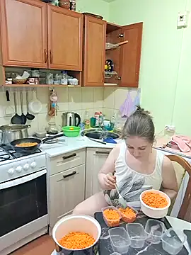 Sakura Green online show from 11, 3, 2025