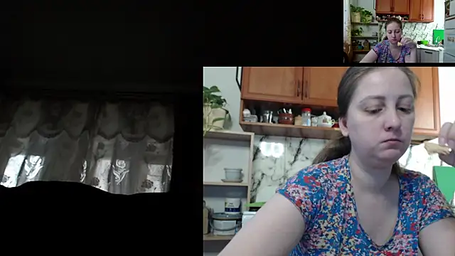 Sakura Green online show from 23, 11, 2025