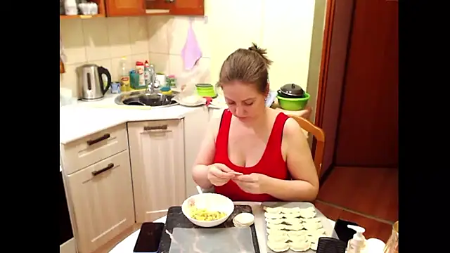 Sakura Green online show from 12, 3, 2025