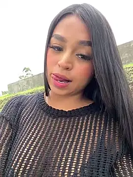 Juli Walker online show from 7, 12, 2024