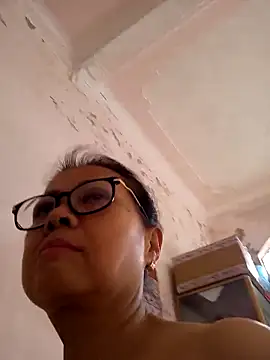 Snapshot of Hotestlove chatting on 21, 12, 2025 Hotestlove online show from 21, 12, 2025