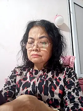 Snapshot of Hotestlove chatting on 15, 12, 2025 Hotestlove online show from 15, 12, 2025