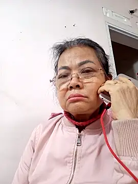 Snapshot of Hotestlove chatting on 3, 2, 2026 Hotestlove online show from 3, 2, 2026