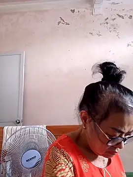 Hotestlove online show from 21, 10, 2025