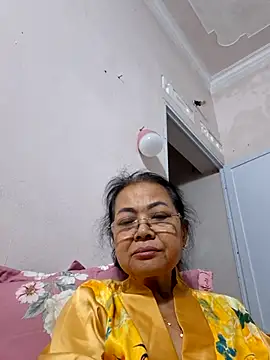 Snapshot of Hotestlove chatting on 20, 12, 2025 Hotestlove online show from 20, 12, 2025