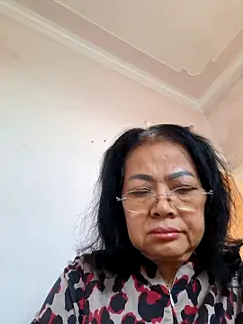 Snapshot of Hotestlove chatting on 14, 12, 2025 Hotestlove online show from 14, 12, 2025