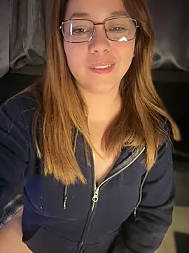 MerlyG online show from 7, 7, 2026