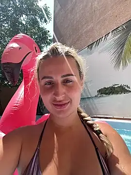 LiaBrazzerr online show from 19, 7, 2026