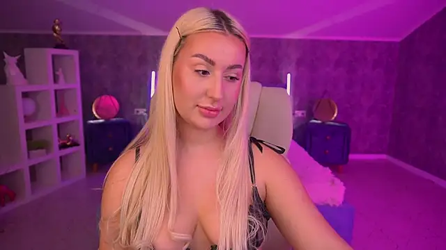 LiaBrazzerr online show from 20, 5, 2026