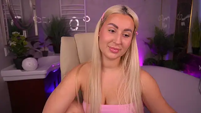 LiaBrazzerr online show from 15, 5, 2026