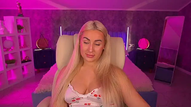 LiaBrazzerr online show from 27, 4, 2026