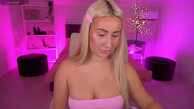 LiaBrazzerr online show from 10, 5, 2026