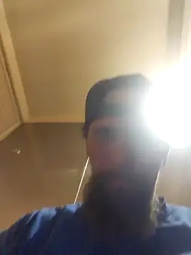 Crackkers online show from 31, 12, 2024