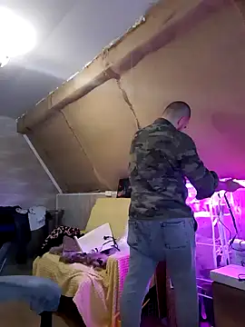 Foxyshaved online show from 17, 3, 2025