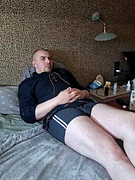 Foxyshaved online show from 12, 4, 2026