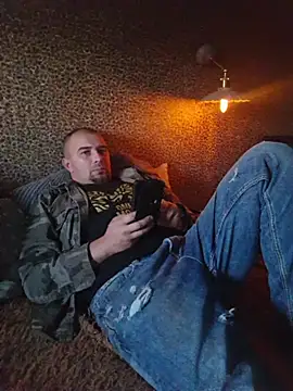 Foxyshaved online show from 26, 9, 2025